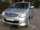 Chính chủ bán xe Toyota Innova đời 2010, màu bạc