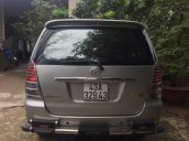 Bán Toyota Innova G năm 2007, màu bạc xe gia đình, 370tr