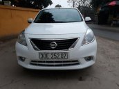 Bán Nissan Sunny đời 2016, màu trắng  