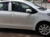 Bán xe Toyota Yaris đời 2012, màu trắng, xe nhập