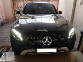 Cần bán Mercedes GLC 250 2016, màu đen, nhập khẩu nguyên chiếc