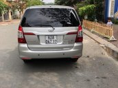 Bán Toyota Innova 2.0G màu bạc, số tự động, sản xuất 2015 mới 90%