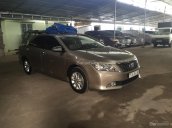 Cần bán lại xe Toyota Camry E đời 2014, màu vàng