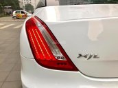 Chính chủ bán xe Jaguar XJ 2.0 đời 2014, màu trắng, xe nhập