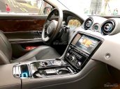 Chính chủ bán xe Jaguar XJ 2.0 đời 2014, màu trắng, xe nhập