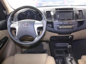 Bán xe Toyota Fortuner V sản xuất 2015, màu bạc