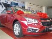 Cần bán Chevrolet Cruze LT sản xuất 2018, màu đỏ