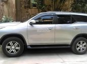 Bán ô tô Toyota Fortuner đời 2017, màu bạc, nhập khẩu  