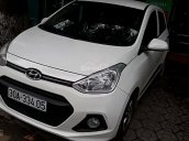 Cần bán lại xe Hyundai Grand i10 sản xuất 2015, màu trắng, xe nhập chính chủ