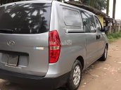 Bán ô tô Hyundai Grand Starex Van 2.4 MT sản xuất 2013, màu bạc, nhập khẩu chính chủ