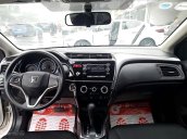 Cần bán gấp Honda City 1.5AT đời 2016, màu trắng