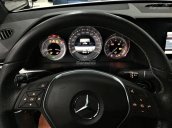 Cần bán xe Mercedes GLK 250 AMG 4Matic 2.0AT sản xuất 2014, màu trắng