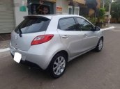 Cần bán xe Mazda 2 sản xuất 2011, màu bạc