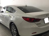 Bán ô tô Mazda 6 2.0 AT 2016, màu trắng  