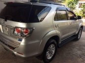 Cần bán Toyota Fortuner đời 2014, màu bạc, giá 810tr