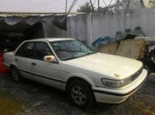 Cần bán xe Nissan Bluebird đời 1988, màu trắng, giá chỉ 29 triệu