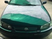 Cần bán Toyota Camry đời 1998 số sàn, giá chỉ 210 triệu