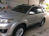 Cần bán Toyota Fortuner đời 2014, màu bạc, giá 810tr