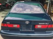 Cần bán Toyota Camry đời 1998 số sàn, giá chỉ 210 triệu