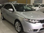 Cần bán gấp Kia Cerato AT sản xuất 2011, màu bạc số tự động