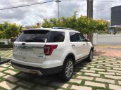 Bán xe 7 chỗ Ford Explorer màu trắng, giá ưu đãi cuối năm