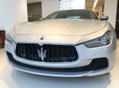 Bán xe Maserati Ghibli, màu ghi vàng mới, bán Maserati Ghibli mới nhập khẩu chính hãng