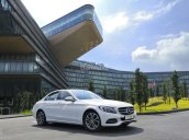 Bán Mercedes C200 2018 mới 100%, chỉ cần 400 triệu bạn đã có ngay xe tại Mercedes Láng Hạ