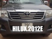 Bán Toyota Hilux 4x2E đời 2012, màu xám, nhập khẩu Thái Lan  