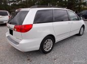 Cần bán xe Toyota Sienna 3.5LE 2009 tự động, màu trắng, nhập Mỹ
