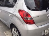 Bán Hyundai i20 1.4AT đời 2011, màu bạc 