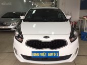 Cần bán Kia Rondo GAT đời 2016, màu trắng, 610 triệu