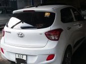 Cần bán xe Hyundai i10 1.2 AT 2015, màu trắng, nhập khẩu