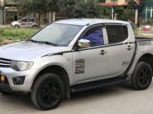 Bán xe Mitsubishi Triton 2.5 MT đời 2009, màu bạc chính chủ