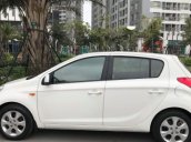 Bán Hyundai i20 đời 2012, màu trắng 