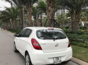 Bán Hyundai i20 đời 2012, màu trắng 