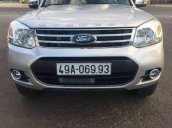 Bán gấp Ford Everest đời 2013, màu bạc còn mới, giá tốt