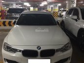 Bán BMW Series 320i đời 2015 màu trắng, xe ít đi