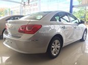 Chervolet Cruze giảm ngay 80 triệu tháng 2, 01 xe màu bạc giao xe trước tết, LH Chevrolet chính hãng 0917118907