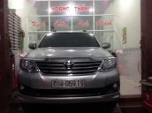 Cần bán lại xe Toyota Fortuner AT đời 2012, 700tr