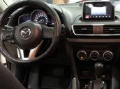 Gia đình bán xe Mazda 3 1.5 đời 2015, màu trắng