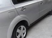 Cần bán lại xe Chevrolet Aveo 2013, màu bạc
