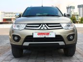 Bán xe Mitsubishi Pajero Sport 3.0 AT đời 2016, màu vàng odo lướt 10000km