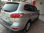 Cần bán xe Hyundai Santa Fe đời 2008, màu bạc như mới