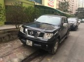 Cần bán xe Nissan Navara đời 2013, màu đen