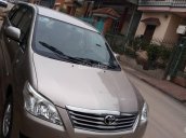 Chính chủ bán Toyota Innova E SX năm 2013 màu nâu vàng cực đẹp, cực chất. Lh điện thoại: 0983290358