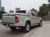 Bán xe Toyota Hilux 3.0G 4x4 MT đời 2013, màu bạc