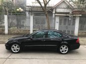 Bán xe Mercedes E200 đời 2008, màu đen, đi đúng 11 vạn