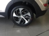 Hyundai Giải Phóng- Hyundai Tucson 1.6 Turbo năm 2018, giá tốt giao xe ngay