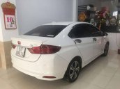 Cần bán gấp Honda City đời 2016, màu trắng