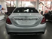 Bán xe Mercedes C300 AMG đăng ký năm 2017, màu bạc đẹp như xe mới